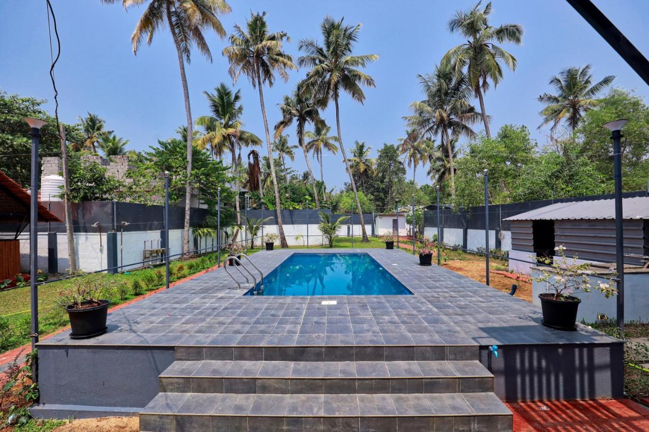 Waves And Shores Beach Villa Mararikulam Exterior photo